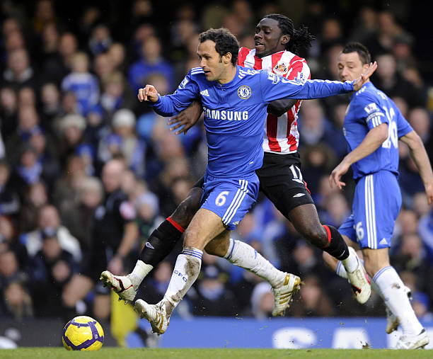 马丁内斯破 马丁内斯破